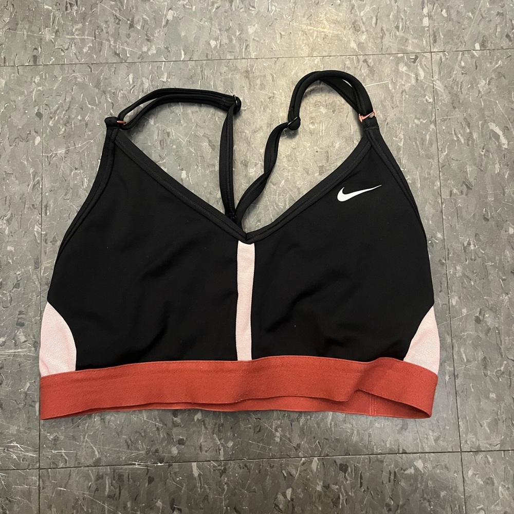 Nike Indy Light-Support Padded Dri-Fit Bra (size Small)